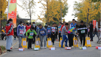 北京市丰台区中小学生定向越野激情开跑