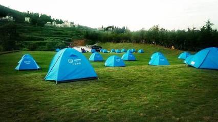 帐篷租赁:怎么去拥抱一次夏天的风?给你的夏天增添一场露营生活