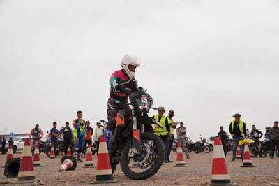 今年“五一”假期,阿拉善小“火”一把!