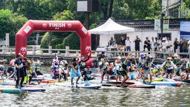 2024第六届南浔古镇桨板公开赛暨水上户外运动周 约400名爱好者共襄水上盛会